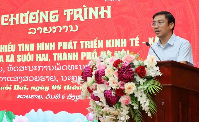 Phó Bí thư Thường trực Đảng ủy xã Suối Hai Chu Huy Phương phát biểu tại chương trình. Ảnh: Khuất Duyên