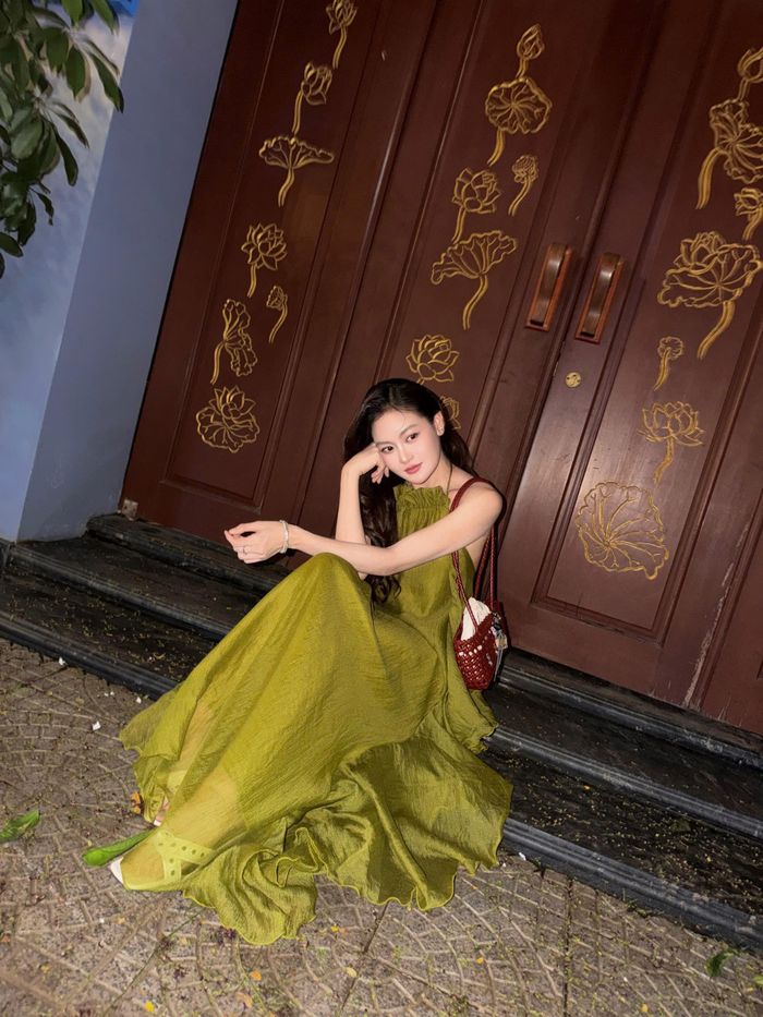 Theo nữ diễn viên, điều cô mong muốn nhất là khán giả ghi nhớ hình ảnh một diễn viên nghiêm túc, chuyên nghiệp và luôn dành sự tôn trọng cho công chúng trong mỗi lần xuất hiện.