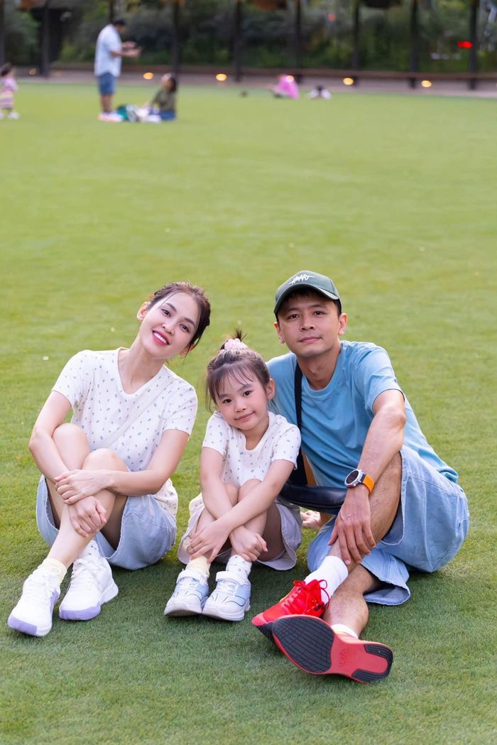 Tú Vi tiết lộ, mỗi lần đến Singapore lại có thêm một góc mới, một trải nghiệm mới để gia đình lưu lại nhiều kỷ niệm đẹp.