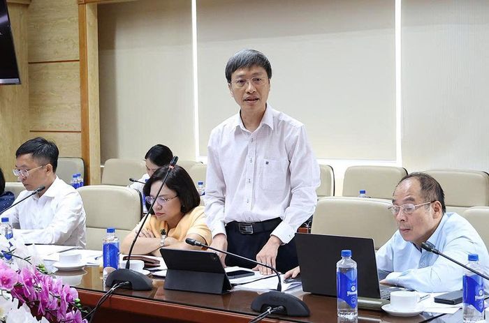 Lãnh đạo Viện Vệ sinh dịch tễ Trung ương phát biểu. Ảnh: Trần Minh