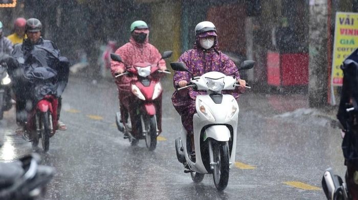 TP.HCM chiều tối xuất hiện mưa dông rải rác. Ảnh minh họa