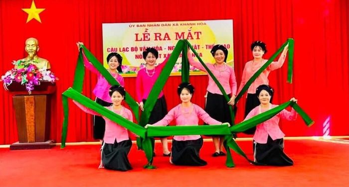Tiết mục văn nghệ đặc sắc do thành viên CLB biểu diễn tại lễ ra mắt