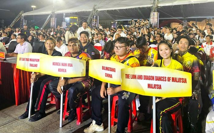 Liên hoan Lân, Sư, Rồng quốc tế Quy Nhơn tham gia có 30 đoàn trong nước và 4 đoàn quốc tế (Trung Quốc, Thái Lan, Hàn Quốc, Malaysia)