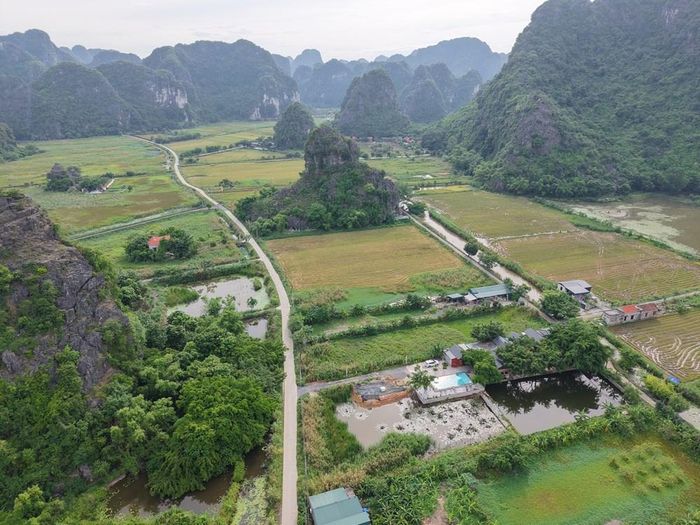 Những trường hợp chống đối, cố tình vi phạm đất đai, trật tự xây dựng trong Di sản Tràng An sẽ củng cố hồ sơ chuyển công an xem xét, xử lý hình sự nếu đầy đủ dấu hiệu tội phạm