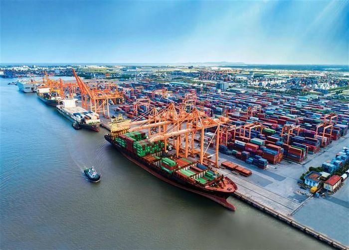 Phấn đấu hoàn thành các chỉ tiêu chủ yếu về xây dựng và phát triển Việt Nam trở thành quốc gia biển mạnh giai đoạn 2026 - 2030.