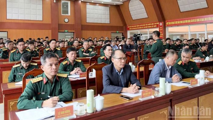 Đại biểu dự hội nghị. (Ảnh: BẢO ĐÔNG)