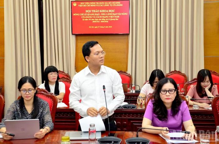 Các đại biểu, nhà khoa học phát biểu ý kiến tại hội thảo. (Ảnh: PHẠM CƯỜNG)