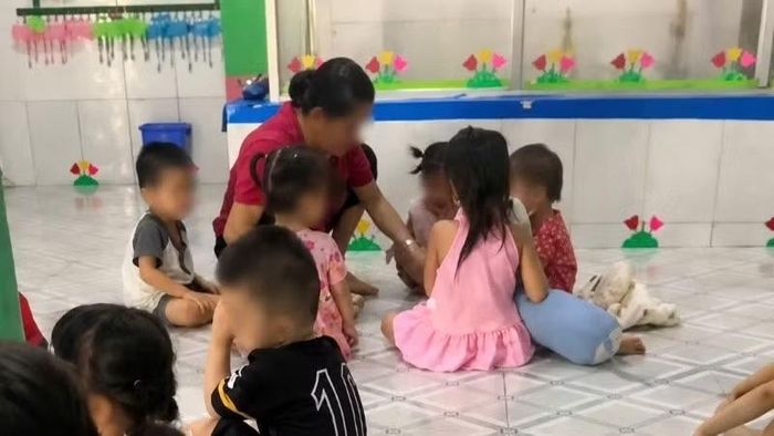 Người phụ nữ trong video lan truyền trên mạng xã hội. (Ảnh chụp qua video)