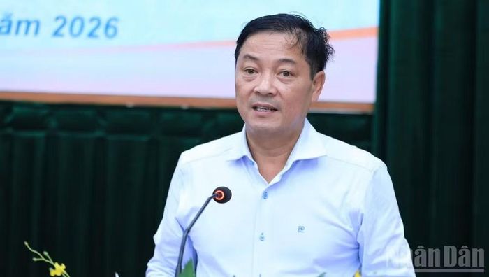 Phó Chủ tịch Thường trực Ủy ban nhân dân tỉnh Lâm Đồng Lê Trọng Yên phát biểu kết luận cuộc họp.