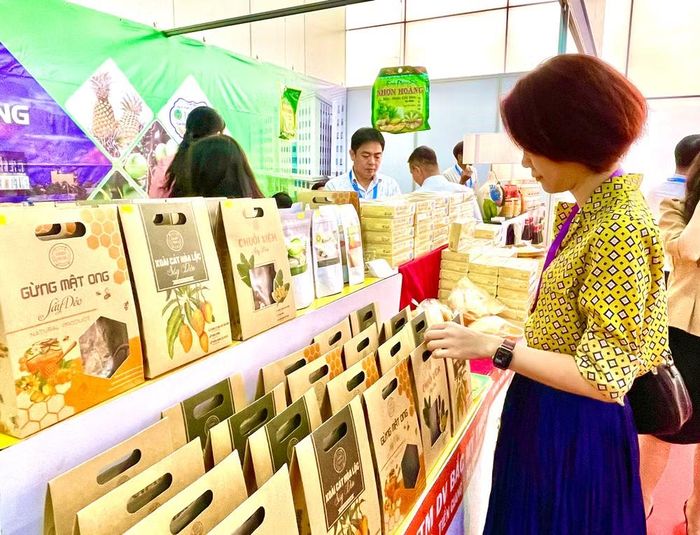 Nghị định số 302/2026/NĐ-CP, ngày 1/8/2026, quy định chi tiết một số điều và biện pháp thi hành Luật Thương mại về hoạt động mua bán hàng hóa qua Sở giao dịch hàng hóa. (Ảnh: AN NGUYÊN)