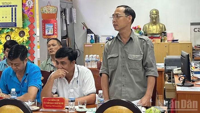 Đại diện các chi bộ tại Công ty Pouyuen phát biểu.