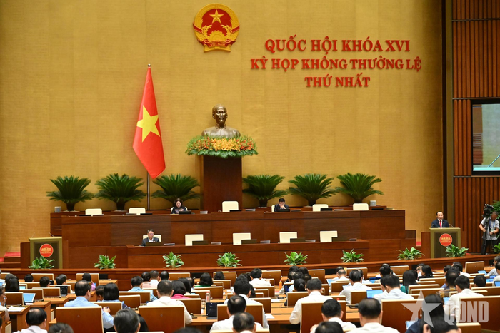 Quang cảnh phiên họp Quốc hội sáng 7-8. Ảnh: TRỌNG HẢI