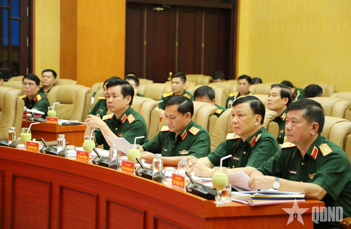 Các đại biểu tham dự hội nghị. 