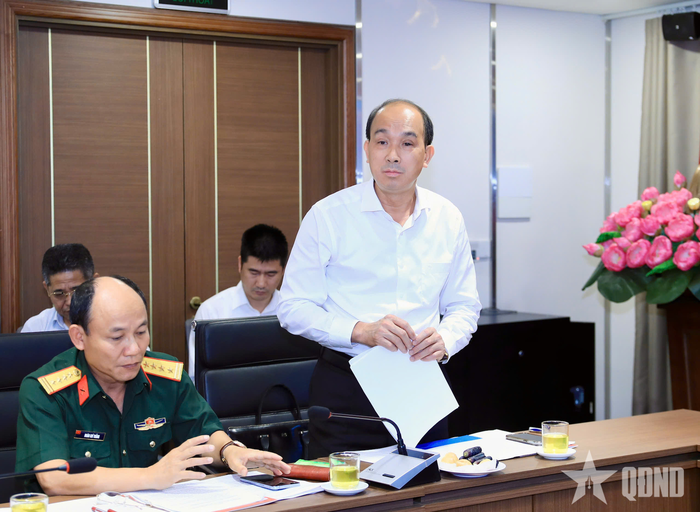  Phó giám đốc Sở Nội vụ TP Hà Nội Nguyễn Tây Nam phát biểu tại hội nghị. Ảnh: QUANG THÁI 