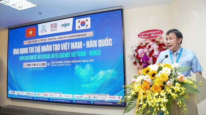 GS.TS. Phạm Như Hiệp - Giám đốc BVTW Huế phát biểu tại hội thảo.