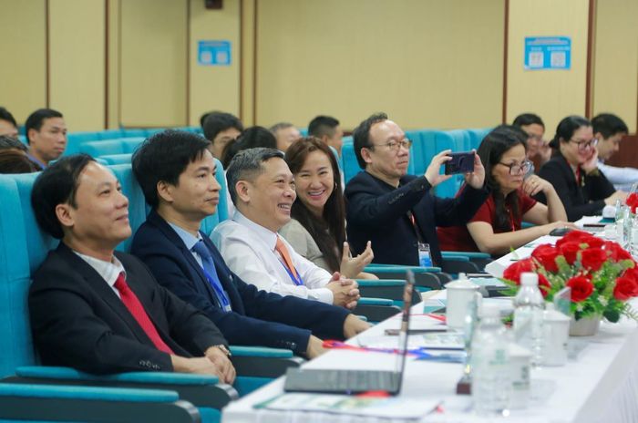Hội thảo quy tụ các chuyên gia hàng đầu đến từ các bệnh viện lớn trên cả nước