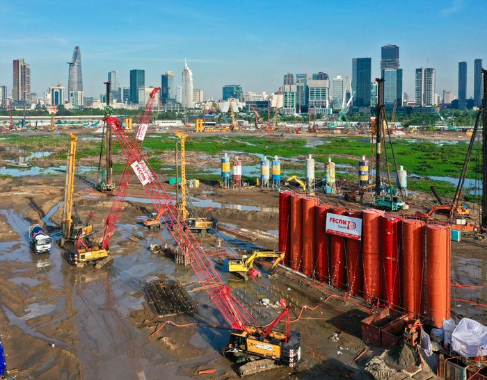  Công trường dự án Trung tâm Hành chính mới và Quảng trường Trung tâm tại Khu đô thị mới Thủ Thiêm (phường An Khánh, TPHCM). ẢNH: HOÀNG HÙNG 