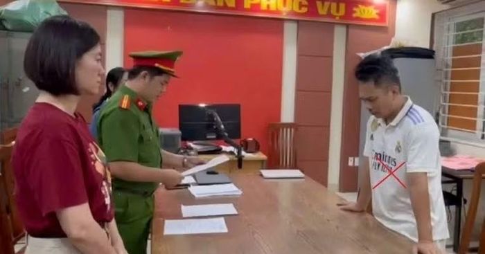 Sáng 7/8, Tòa án nhân dân khu vực 6 xét xử sơ thẩm với bị cáo Nguyễn Thành Long tức Tiến "Bịp". Ảnh: Công an TP Hải Phòng