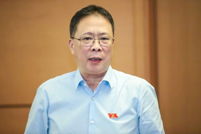 Đại biểu Quốc hội Châu Văn Minh (tổ Phú Thọ) góp ý Luật Phát triển đô thị.