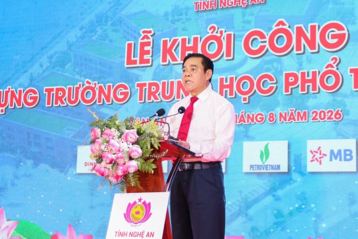 Ông Võ Trọng Hải, Chủ tịch UBND tỉnh Nghệ An phát biểu tại lễ khởi công.
