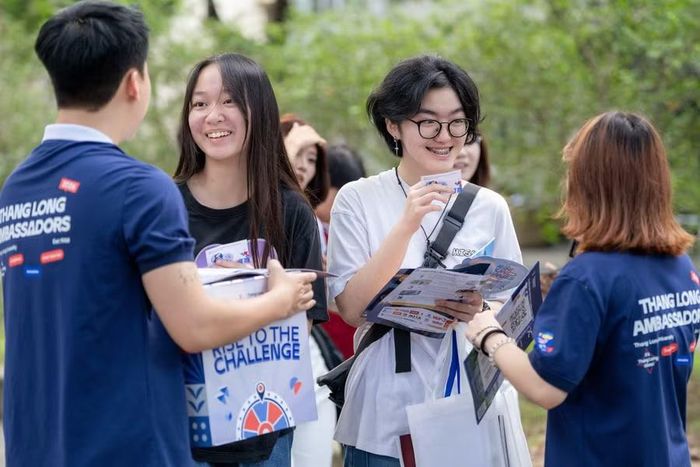 Cơ sở giáo dục đại học tự chủ tuyển sinh, tự chịu trách nhiệm và thực hiện đầy đủ trách nhiệm giải trình về toàn bộ quyết định tuyển sinh.