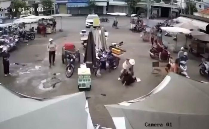 Hiện trường vụ việc. Hình ảnh trích xuất từ clip