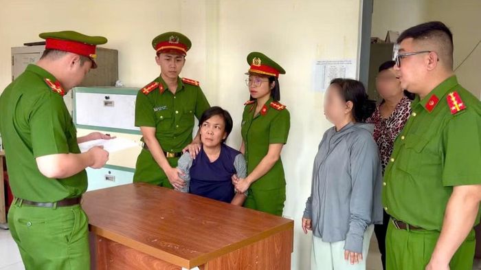 Đối tượng tại cơ quan Công an (Ảnh: CAĐN)