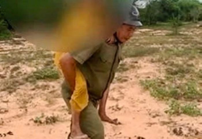 Người dân phát hiện nữ du khách đi lạc trong khu vực rừng gần nghĩa trang.
