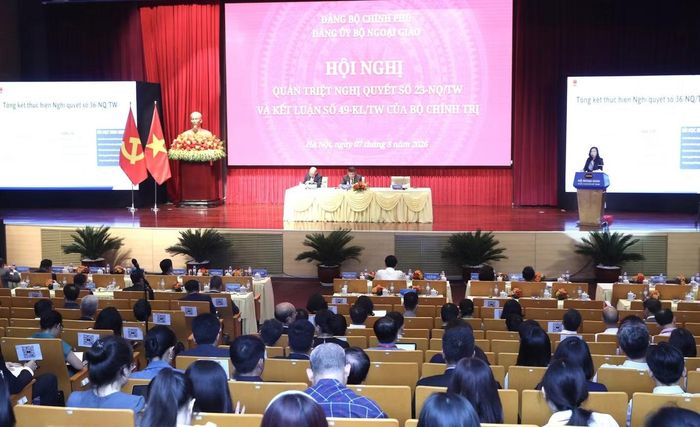 Thứ trưởng Lê Thị Thu Hằng phát biểu tại hội nghị. Ảnh: Như Ý