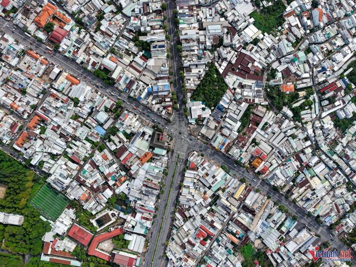 Người vợ trong vụ án cho rằng mình không hay biết việc chồng tự ý chuyển nhượng nhiều phần đất cho người khác. Ảnh minh họa: Nguyễn Huế