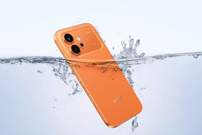 Honor 600 5G đạt chuẩn kháng nước và bụi IP68, IP69 và IP69K. Ảnh: HONOR