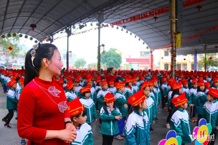 Sau khi sáp nhập, mỗi cơ sở giáo dục công lập chỉ bố trí 1 hiệu trưởng hoặc giám đốc theo quy định mới. Ảnh minh họa: Thanh Hùng