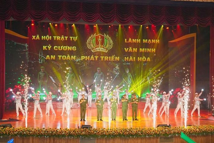  Phần thi tài năng của đội thi TP Hải Phòng. Ảnh: ĐT-VC