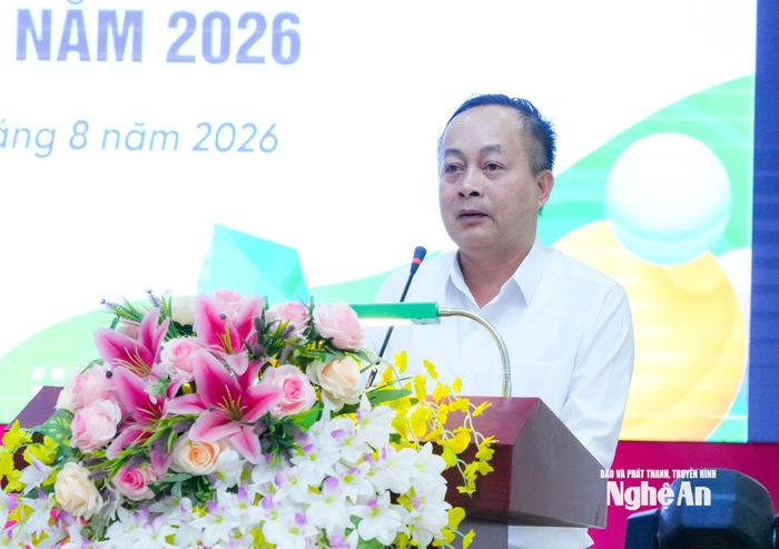 Chủ tịch Liên hiệp Các hội khoa học và kỹ thuật tỉnh Đậu Quang Vinh phát biểu khai mạc. Ảnh: T.L