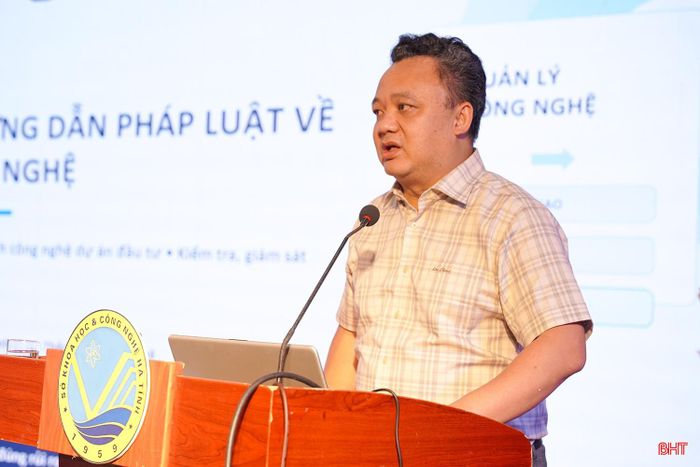 Tiến sỹ Nguyễn Sỹ Đăng – Phó Vụ trưởng Vụ Đánh giá và Thẩm định công nghệ (Bộ Khoa học và Công nghệ) phổ biến, hướng dẫn thực hiện các quy định của pháp luật trong lĩnh vực công nghệ năm 2026.