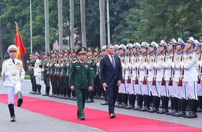 Đại tướng, Bộ trưởng Quốc phòng Phan Văn Giang đón và hội đàm với Phó Thủ tướng, Bộ trưởng Quốc phòng Austraylia Richard Males thăm chính thức Việt Nam (Hà Nội, 25/11/2022). (Ảnh: Trọng Đức/TTXVN)