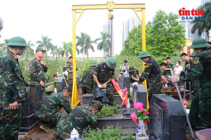 Việc triển khai lấy mẫu hài cốt liệt sĩ tại Nghĩa trang Mai Dịch thể hiện sự tiếp nối đạo lý “Uống nước nhớ nguồn”, “Đền ơn đáp nghĩa” sâu sắc của dân tộc Việt Nam. Đây là nỗ lực cụ thể của Đảng bộ, chính quyền, nhân dân Thủ đô nhằm đáp ứng niềm mong mỏi của thân nhân liệt sĩ và đồng đội.