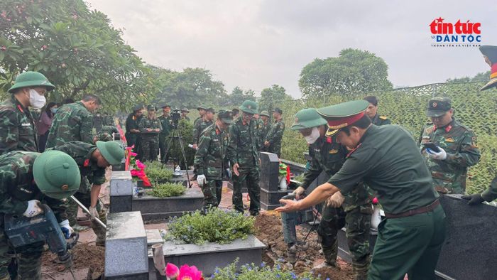TP Hà Nội đặt mục tiêu trong tháng 10/2026 sẽ hoàn thành việc lấy mẫu, xác định danh tính cho hơn 4.000 hài cốt liệt sĩ tại 233 nghĩa trang.