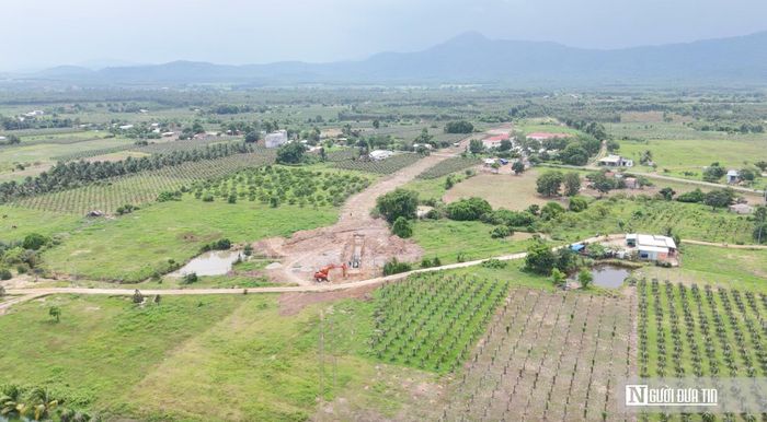 Dự án hồ chứa nước Ka Pét, xã Hàm Thạnh, tỉnh Lâm Đồng quy mô gồm hồ điều tiết dung tích toàn bộ 51,21 triệu m3, dung tích hữu ích 47,41 triệu m3, dung tích chết 3,8 triệu m3; hệ thống kênh và các công trình phụ trợ khác. Tổng mức đầu tư của dự án là hơn 874 tỷ đồng. Trong đó, vốn ngân sách Trung ương là hơn 519 tỷ đồng và ngân sách địa phương là hơn 354 tỷ đồng. Thời gian thực hiện từ năm 2019 đến hết năm 2028.