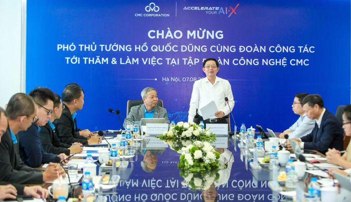 Phó thủ tướng Hồ Quốc Dũng đề nghị phát triển hệ sinh thái điện toán đám mây, hướng tới doanh nghiệp Việt làm chủ 50% thị trường trong nước. Ảnh: CMC.