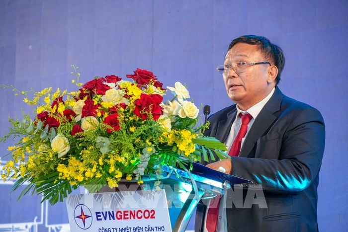 Ông Trần Phú Thái, Tổng Giám đốc Tổng công ty Phát điện 2 (EVNGENCO2) phát biểu tại lễ kỷ niệm. Ảnh: Thanh Liêm - TTXVN