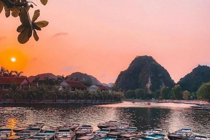 Cảnh hoàng hôn đẹp như tranh vẽ ở Ninh Bình. Ảnh: Sưu tầm Internet