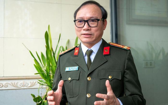 Thượng tá, Tiến sĩ Đào Trung Hiếu - Chuyên gia tội phạm học.