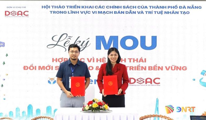 DSAC và Công ty cổ phần oBacker đã trao biên bản ghi nhớ hợp tác.