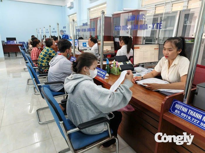 Xã Vĩnh Mỹ đặc biệt quan tâm nâng cao chất lượng đội ngũ cán bộ, công chức để phục vụ tốt nhất cho người dân