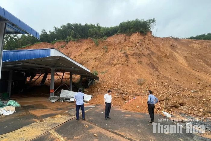 Đoạn sạt có chiều dài 150m.