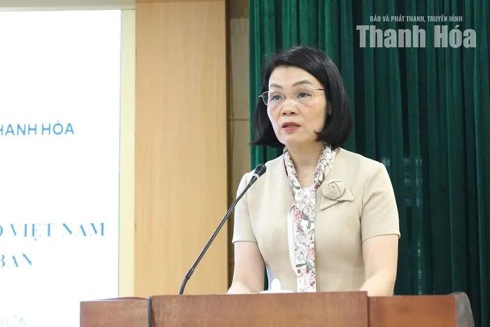 Phó Chủ tịch Thường trực Ủy ban MTTQ tỉnh Đỗ Thị Toán phát biểu khai mạc hội nghị.