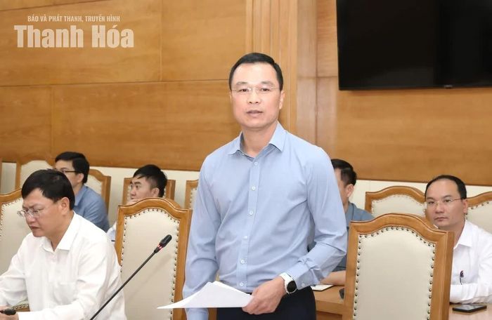 Chủ tịch UBND tỉnh Tô Anh Dũng phát biểu tại buổi làm việc.