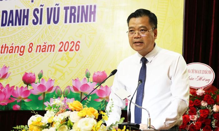  Tiến sĩ Nguyễn Văn Đáp phát biểu khai mạc. 