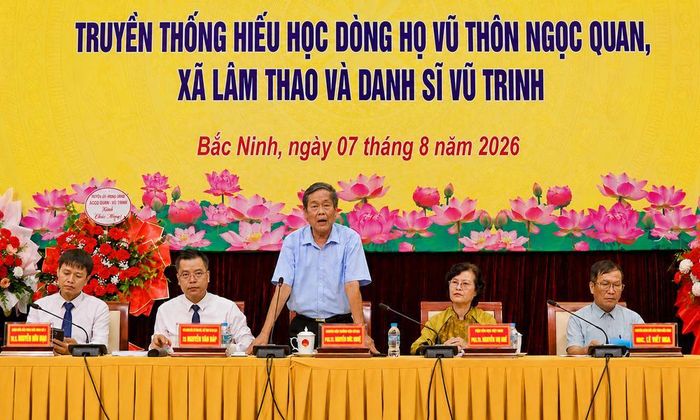  Chủ tọa điều hành Hội thảo 